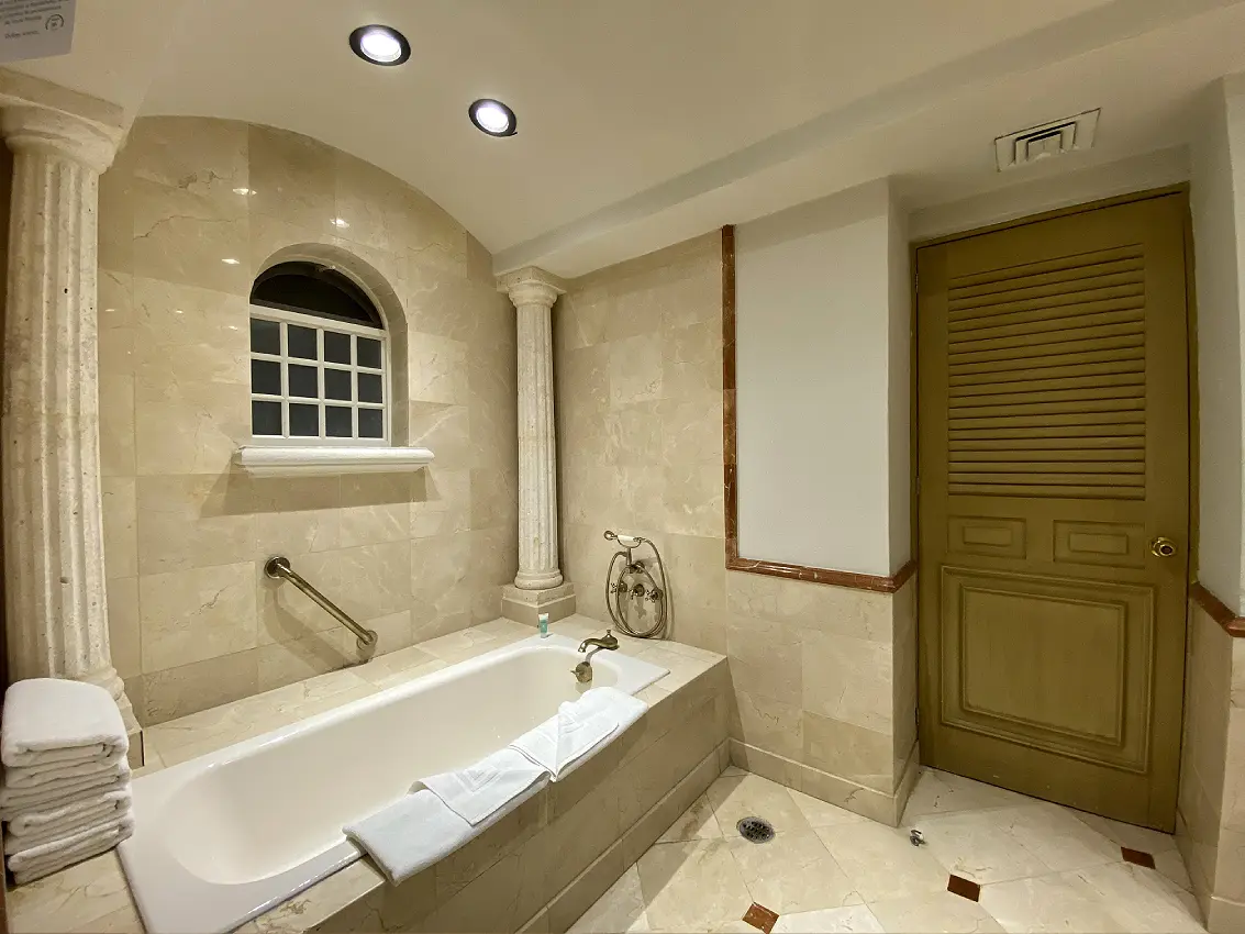 Accommodations Executive Suite Isla Navidad Resort