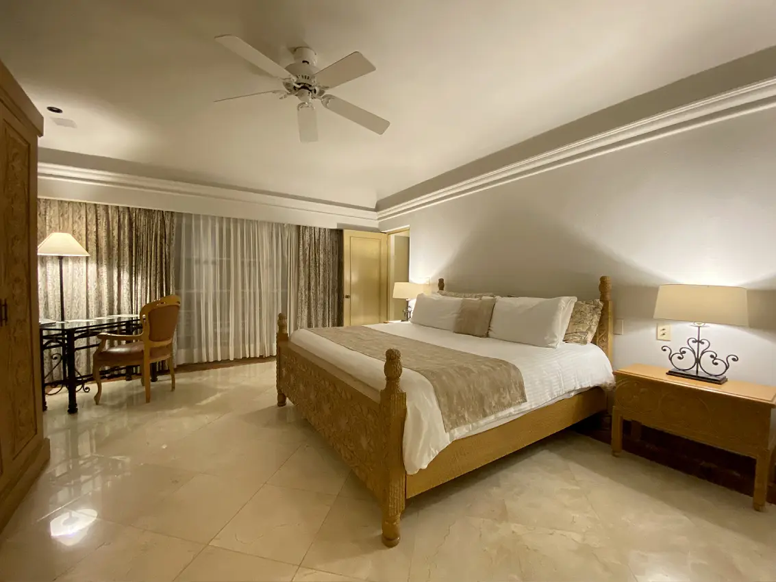 Accommodations Executive Suite Isla Navidad Resort