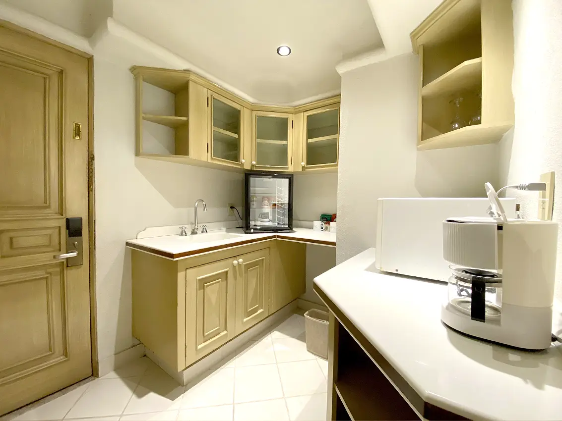 Accommodations Executive Suite Isla Navidad Resort