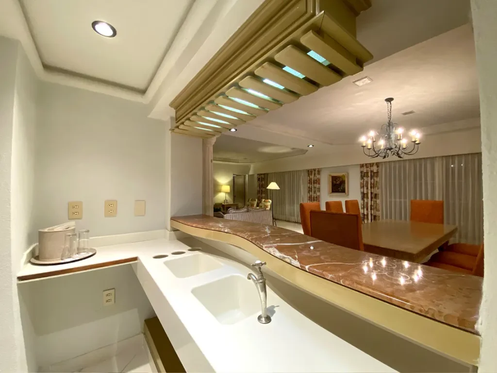 Accommodations Executive Suite Isla Navidad Resort