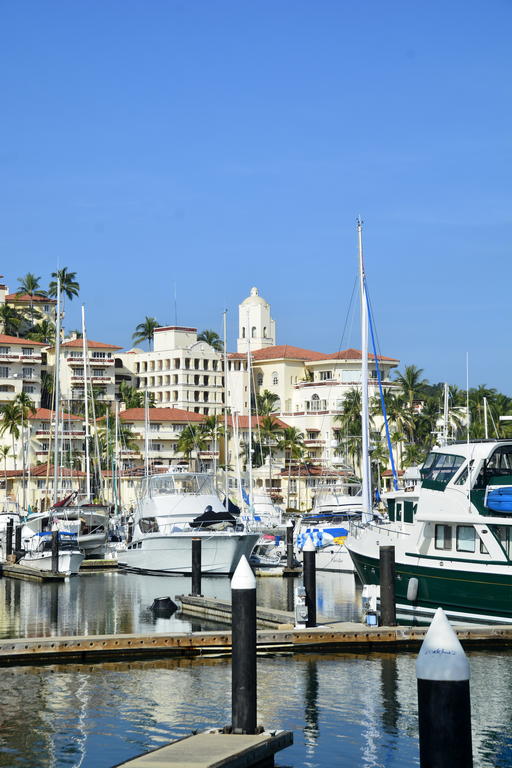 Marina, Gand Isla Navidad Resort Manzanillo Colima