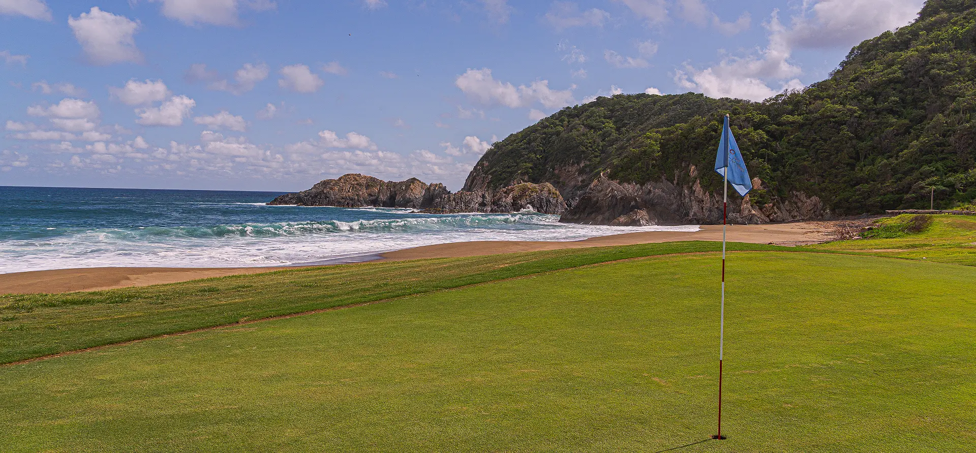 Campo de Golf, Hotel Grand Isla Navidad Resort, Hotel en Manzanillo